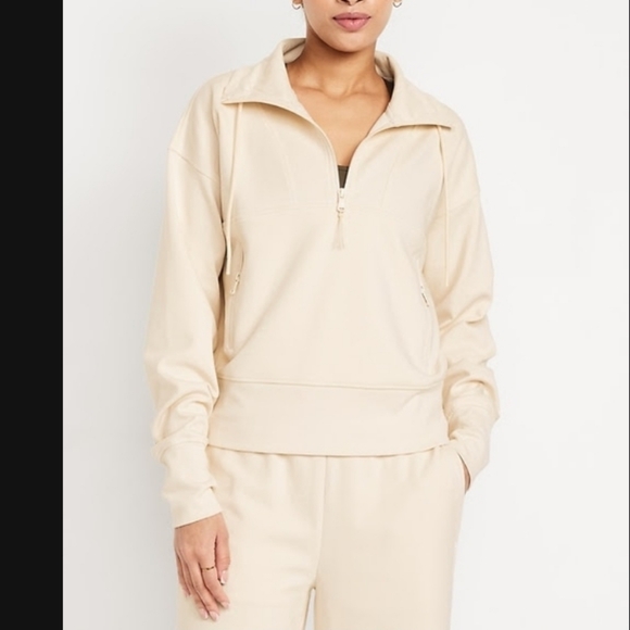 NWT Old Navy Dynamic Fleece Half-Zip Sweatshirt Cream And Sweatpants Set - Picture 2 of 11